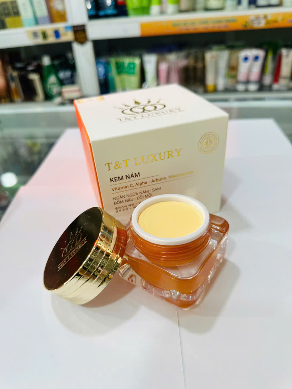 Kem T&T Luxury  sạch nám - sạm - đốm nâu - đồi mồi 35g 1